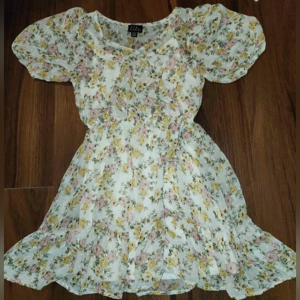NWOT Girls Lilt Sz XS (6/6X) Gorgeous Floral Dress in flawless condition